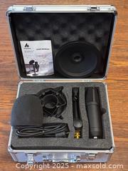 MaxSold Auction: Maono Professional Podcast USB Microphone Set - Toronto (Ontario, Canada) PARTNER MANAGED Estate Sale Online Auction - Dundas Street W (STORAGE)