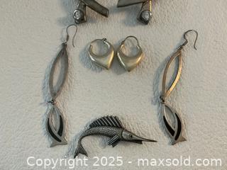 MaxSold Auction: Sterling Silver Earrings x4 - Toronto (Ontario, Canada) PARTNER MANAGED Estate Sale Online Auction - Dundas Street West (STORAGE)