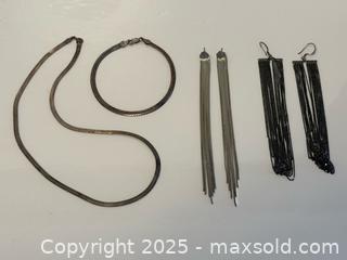 MaxSold Auction: Sterling Silver Jewelry Lot - Toronto (Ontario, Canada) PARTNER MANAGED Estate Sale Online Auction - Dundas Street W (STORAGE)