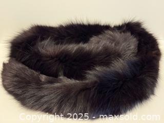 MaxSold Auction: Vintage Dark Brown Fox Fur Collar Scarf - Toronto (Ontario, Canada) PARTNER MANAGED Estate Sale Online Auction - Dundas Street W (STORAGE)