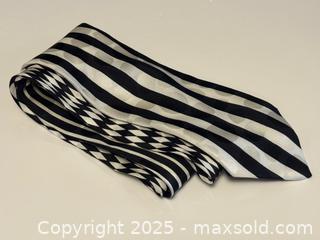 MaxSold Auction: Vintage Gianni Versace Black &#38; White Silk Tie in Striped Geometric Pattern - Toronto (Ontario, Canada) PARTNER MANAGED Estate Sale Online Auction - Dundas Street W (STORAGE)