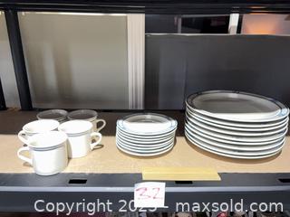 MaxSold Auction: Brickoven Stoneware Dinnerware Set, White with Navy Rim - Warwick (Rhode Island, USA) SELLER MANAGED Reseller Online Auction - Warwick Avenue