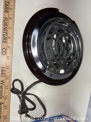 MaxSold Auction: Leifheit / Toastmaster Single-Burner Electric Hot Plate - Warwick (Rhode Island, USA) SELLER MANAGED Reseller Online Auction - Warwick Avenue