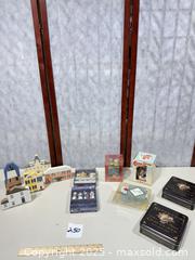 MaxSold Auction: Lot of 12 Novelty Items — Hershey, Cookie Stamp, Dover Hill, Spreaders, Souvenir Houses - Warwick (Rhode Island, USA) SELLER MANAGED Reseller Online Auction - Warwick Avenue