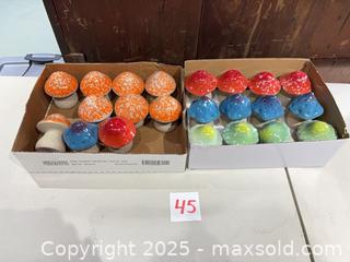 MaxSold Auction: Lot of 22 Glazed Ceramic Mushroom Figurines - Warwick (Rhode Island, USA) SELLER MANAGED Reseller Online Auction - Warwick Avenue