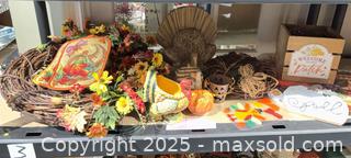 MaxSold Auction: Lot of Fall/Thanksgiving Seasonal Home Decorations (10–20 pcs) - Warwick (Rhode Island, USA) SELLER MANAGED Reseller Online Auction - Warwick Avenue