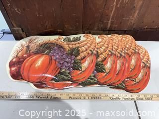 MaxSold Auction: Lot of Fall/Thanksgiving Seasonal Home Decorations (10–20 pcs) - Warwick (Rhode Island, USA) SELLER MANAGED Reseller Online Auction - Warwick Avenue