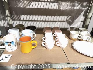 MaxSold Auction: Mixed Ceramic Novelty Mugs and Glass Drinkware with 2 Plates - Warwick (Rhode Island, USA) SELLER MANAGED Reseller Online Auction - Warwick Avenue