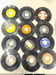 MaxSold Auction: Portable mini stereo with two speakers and 30–40 7&#34; 45 RPM records - Warwick (Rhode Island, USA) SELLER MANAGED Reseller Online Auction - Warwick Avenue