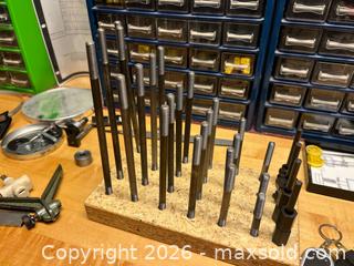 MaxSold Auction: Hardware, Cases - Hamilton (Ontario, Canada) PARTNER MANAGED Estate Sale Online Auction - Parkview Drive