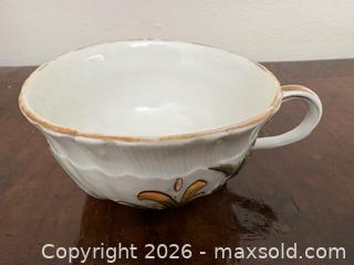 MaxSold Auction: Meissen Teacup and Saucer - Hamilton (Ontario, Canada) PARTNER MANAGED Estate Sale Online Auction - Parkview Drive