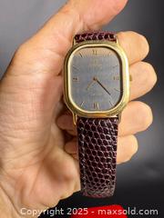 MaxSold Auction: OMEGA: Vintage Wristwatch - Victoria (British Columbia, Canada) PARTNER MANAGED Estate Sale Online Auction PART 2 - Bay Street