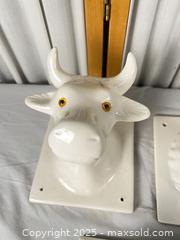 MaxSold Auction: Vintage White Ceramic Animal Wall Hangings - Campbell (California, USA) PARTNER MANAGED Estate Sale Online Auction - Dell Avenue
