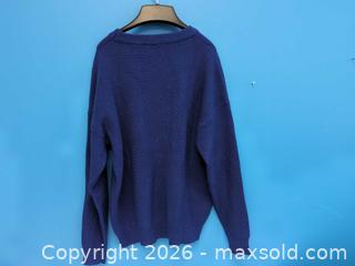 MaxSold Auction: New Ladies Sweater - large  - Burlington (Ontario, Canada) SELLER MANAGED Charity/Fundraising Online Auction - Fraser Drive