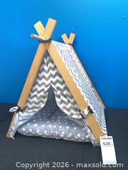 MaxSold Auction: Pet Tent  - Burlington (Ontario, Canada) SELLER MANAGED Charity/Fundraising Online Auction - Fraser Drive