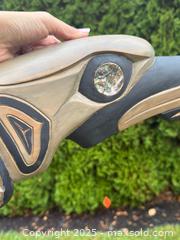 MaxSold Auction: INCREDIBLE! Large Northwest Coast Indigenous Carved Cedar Raven Plaque - Signed  - Victoria (British Columbia, Canada) PARTNER MANAGED Estate Sale Online Auction PART 1 - Bay Street