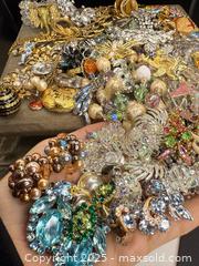 MaxSold Auction: Massive Collection of Costume Jewelry - Victoria (British Columbia, Canada) PARTNER MANAGED Estate Sale Online Auction PART 1 - Bay Street