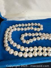 MaxSold Auction: STUNNING! Large Genuine Pearl Necklace  - Victoria (British Columbia, Canada) PARTNER MANAGED Estate Sale Online Auction PART 1 - Bay Street