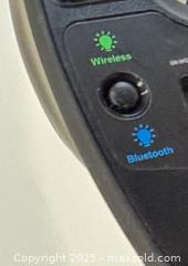 MaxSold Auction: Jelly Comb Ergonomic Vertical Wireless &#38; Bluetooth Mouse with USB Receiver - New Westminster (British Columbia, Canada) SELLER MANAGED Reseller Online Auction - Columbia Street