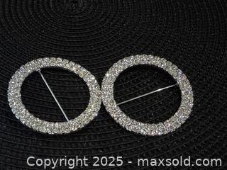 MaxSold Auction: Pair of Sparkling Circle Brooch Pins / Scarf Clips - New Westminster (British Columbia, Canada) SELLER MANAGED Reseller Online Auction - Columbia Street
