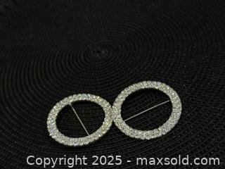 MaxSold Auction: Pair of Sparkling Circle Brooch Pins / Scarf Clips - New Westminster (British Columbia, Canada) SELLER MANAGED Reseller Online Auction - Columbia Street
