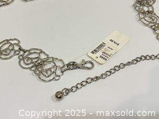 MaxSold Auction: Women&#39;s Chain Belt - New Westminster (British Columbia, Canada) SELLER MANAGED Reseller Online Auction - Columbia Street