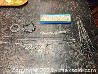 MaxSold Auction: Mixed Costume Jewelry Lot — Necklaces, Bracelets &#38; Wristwatch - Mississippi Mills (Ontario, Canada) SELLER MANAGED Downsizing Online Auction - Rae Road