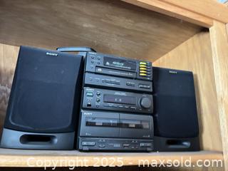 MaxSold Auction: Sony MHC-1750 Mini Hi?Fi Component System (stereo with speakers) - Mississippi Mills (Ontario, Canada) SELLER MANAGED Downsizing Online Auction - Rae Road