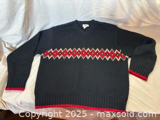 MaxSold Auction: Vintage J.Crew XL 100% Wool V-Neck Pullover Sweater - Mississippi Mills (Ontario, Canada) SELLER MANAGED Downsizing Online Auction - Rae Road