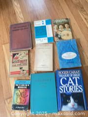 MaxSold Auction: Books - Abington (Massachusetts, USA) PARTNER MANAGED Reseller Online Auction - North Avenue