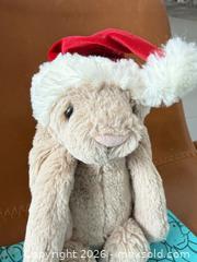 MaxSold Auction: JellyCat Bashful Bunny - Smith Falls (Ontario, Canada) PARTNER MANAGED Downsizing Online Auction - Rainbow Valley Drive