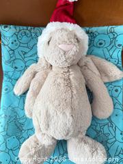 MaxSold Auction: JellyCat Bashful Bunny - Smith Falls (Ontario, Canada) PARTNER MANAGED Downsizing Online Auction - Rainbow Valley Drive