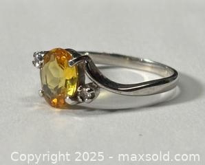 MaxSold Auction: 10K WHITE GOLD Ring with Oval Cut CITRON Stone - Marked  - Toronto (Ontario, Canada) SELLER MANAGED Reseller Online Auction - Chesswood Drive