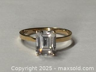 MaxSold Auction: 14K GOLD Ring with Emerald Cut Cubic Zirconia - Marked  - Toronto (Ontario, Canada) SELLER MANAGED Reseller Online Auction - Chesswood Drive