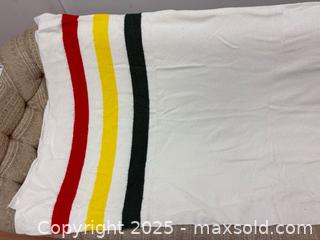 MaxSold Auction: (3) Hudson’s Bay Company Blankets - Toronto (Ontario, Canada) SELLER MANAGED Reseller Online Auction - Chesswood Drive