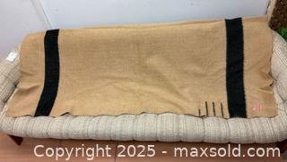 MaxSold Auction: HUDSON’S BAY CO 3.5 Point England Wool and Turkish Flat Weave Blankets - Toronto (Ontario, Canada) SELLER MANAGED Reseller Online Auction - Chesswood Drive