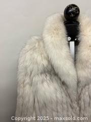 MaxSold Auction: Vintage FOX FUR Jacket - Toronto (Ontario, Canada) SELLER MANAGED Reseller Online Auction - Chesswood Drive