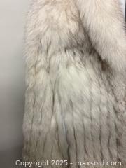 MaxSold Auction: Vintage FOX FUR Jacket - Toronto (Ontario, Canada) SELLER MANAGED Reseller Online Auction - Chesswood Drive