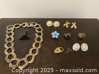 MaxSold Auction: 925 SILVER Vintage Ring, Necklace, Earrings And A Lock - Toronto (Ontario, Canada) SELLER MANAGED Estate Sale Online Auction - Benary Crescent