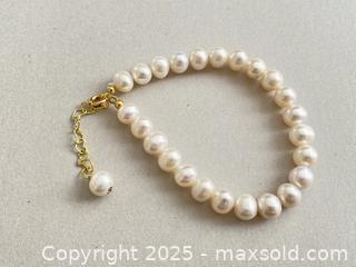 MaxSold Auction: Genuine Pearl Bracelet Vintage - Toronto (Ontario, Canada) SELLER MANAGED Estate Sale Online Auction - Benary Crescent