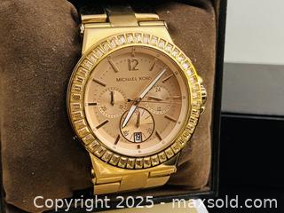 MaxSold Auction: Michael Kors Dylan Chronograph Rose Gold-Tone Women&#39;s Watch - Toronto (Ontario, Canada) SELLER MANAGED Estate Sale Online Auction - Benary Crescent