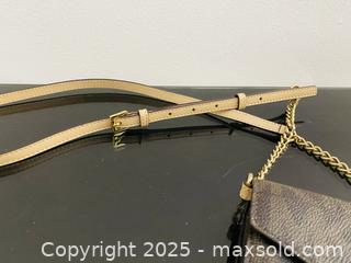 MaxSold Auction: Michael Kors Ladies Leather Crossbody Bag - Toronto (Ontario, Canada) SELLER MANAGED Estate Sale Online Auction - Benary Crescent
