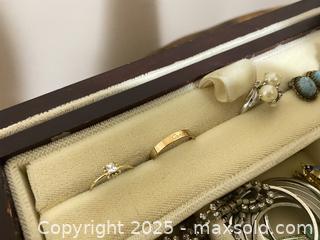 MaxSold Auction: Unsorted Estate Jewelry Box With Vintage/Antique Content, Gold, Silver, Brooch, Earrings, Necklaces, Bracelet, And More - Toronto (Ontario, Canada) SELLER MANAGED Estate Sale Online Auction - Benary Crescent