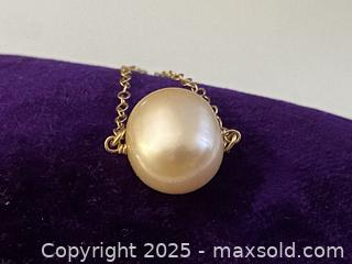 MaxSold Auction: Very Large Genuine Pearl In Pink / Golden, Karat Gold Pendant - Toronto (Ontario, Canada) SELLER MANAGED Estate Sale Online Auction - Benary Crescent