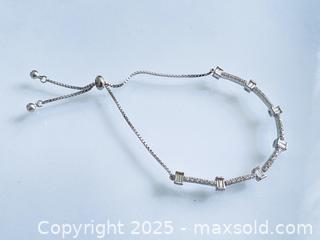 MaxSold Auction: Vintage 925 Silver Bracelet - Toronto (Ontario, Canada) SELLER MANAGED Estate Sale Online Auction - Benary Crescent