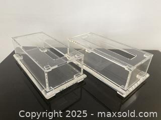 MaxSold Auction: Vintage Custom Made Luxury Lucid/Acrylic Two Tissue Holders - Toronto (Ontario, Canada) SELLER MANAGED Estate Sale Online Auction - Benary Crescent