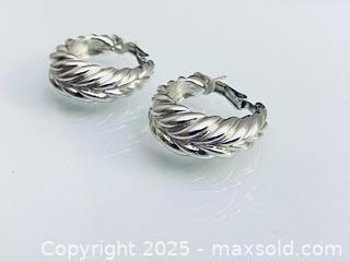 MaxSold Auction: Vintage Earrings - Toronto (Ontario, Canada) SELLER MANAGED Estate Sale Online Auction - Benary Crescent