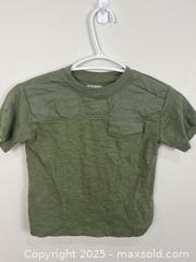 MaxSold Auction: Children&#39;s Old Navy Green Pocket T-Shirt, Size 3T - Cobourg (Ontario, Canada) SELLER MANAGED Reseller  Online Auction - Burnham Street