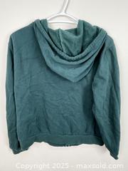 MaxSold Auction: Women&#39;s Aeropostale Logo Green Zip-Up Hooded Sweatshirt, Size L - Cobourg (Ontario, Canada) SELLER MANAGED Reseller  Online Auction - Burnham Street
