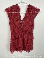 MaxSold Auction: Women&#39;s AvdLove Red Lace Sleeveless Top, Size M - Cobourg (Ontario, Canada) SELLER MANAGED Reseller  Online Auction - Burnham Street